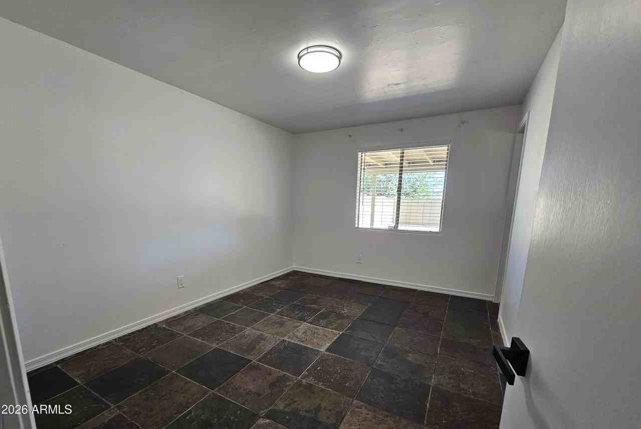 4045 E Willow Ave - Photo 7 of 12