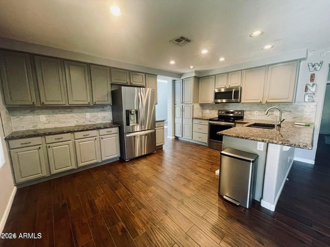 21912 N 71st Ln - Photo 2 of 17