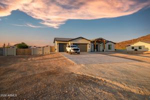 featured image of 15422 W Bajada Dr