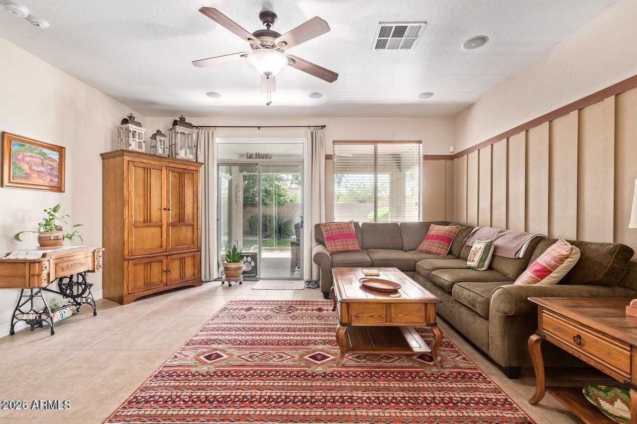 6833 W St Charles Ave - Photo 5 of 24
