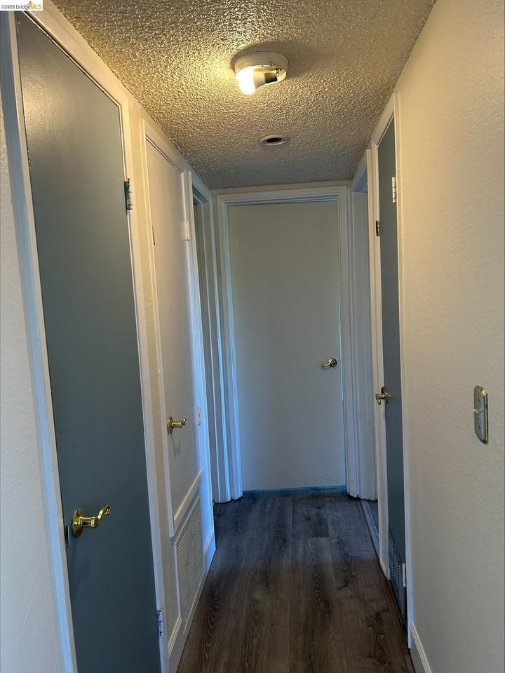 5313 Ridgeview Cir #4 - Photo 4 of 31