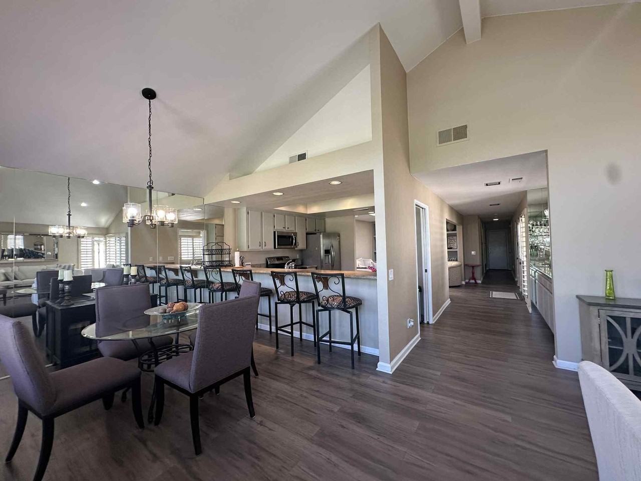 4 Hermosillo Ln - Photo 7 of 37