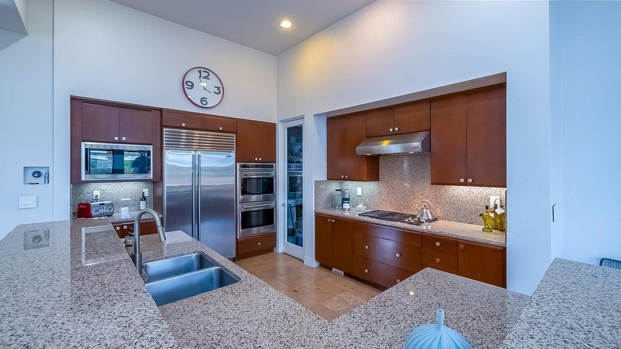 2 Dominion Ct - Photo 6 of 40