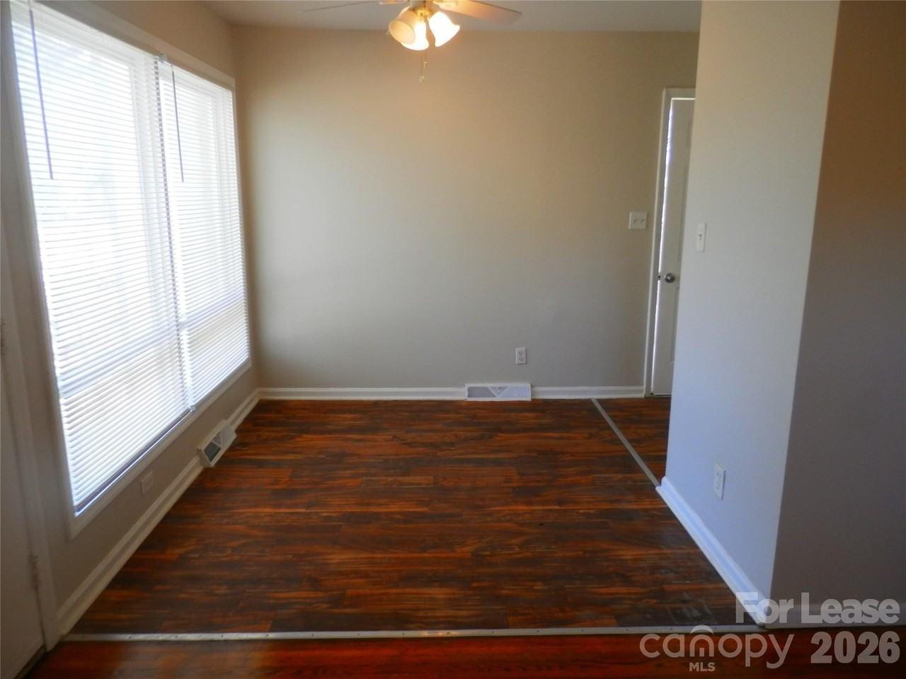 815 Echo Glen Rd - Photo 6 of 24