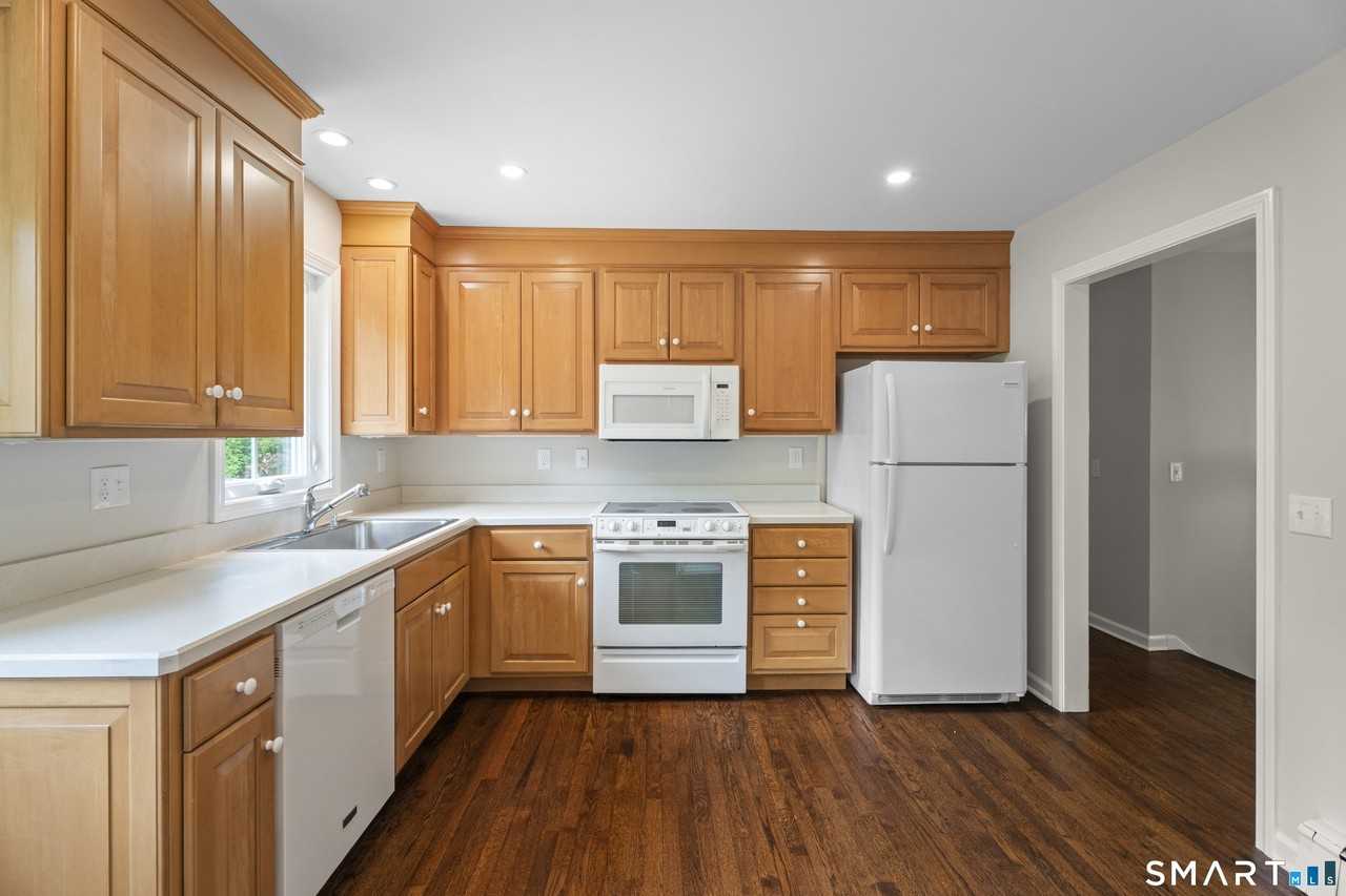 831 Nut Plains Rd - Photo 3 of 30