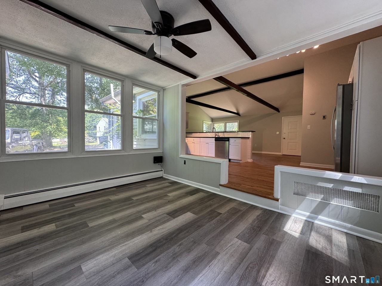 95 Riverside Dr - Photo 6 of 26