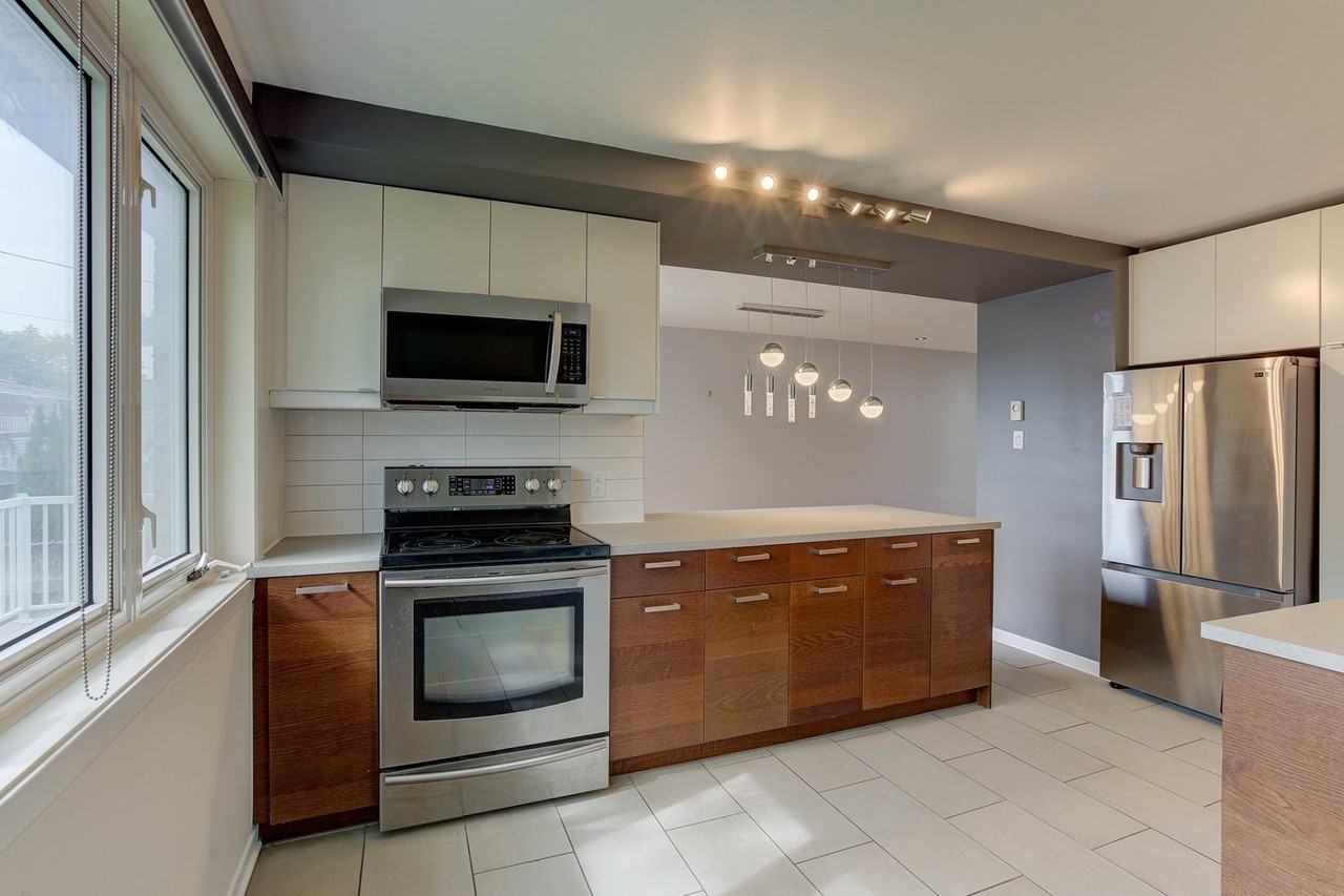 6170 Av Platon - Photo 3 of 29