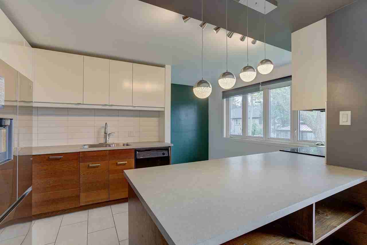 6170 Av Platon - Photo 4 of 29