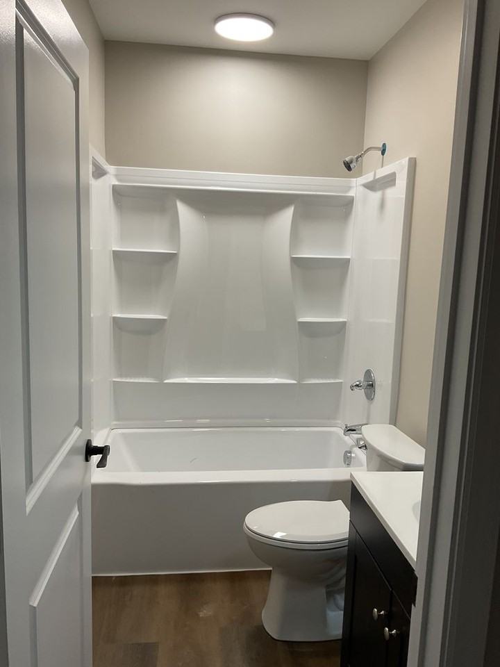 401 Mcfarland St #301 - Photo 3 of 8