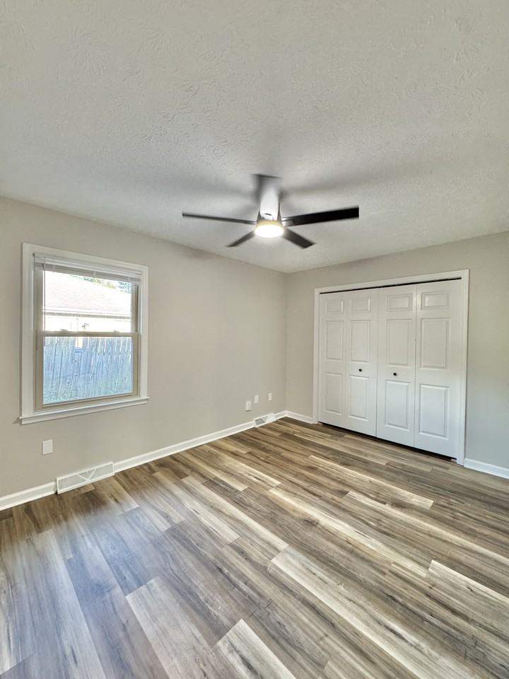 932 Krissy Way #932 - Photo 5 of 11