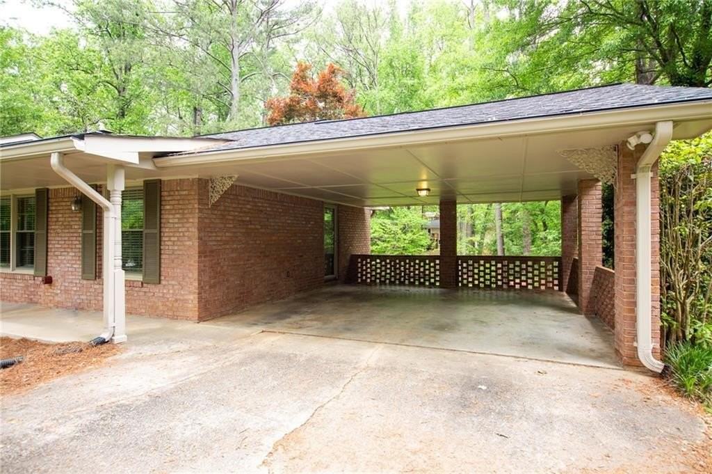 2852 Talisman Ct Ne - Photo 3 of 27