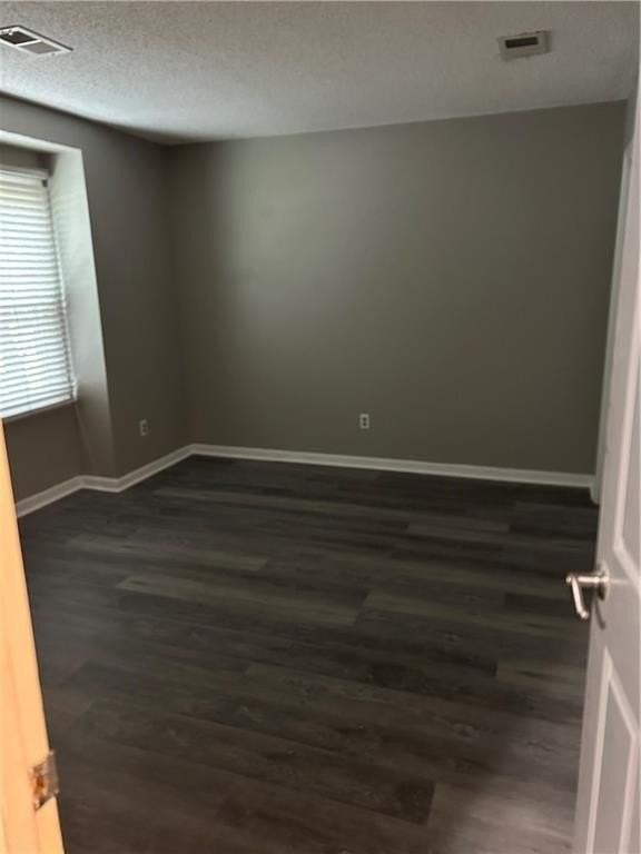 5031 Bell Dr Se - Photo 3 of 11