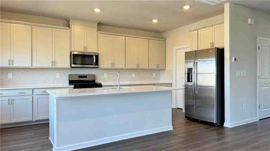 228 Water Oak Way - Photo 6 of 50