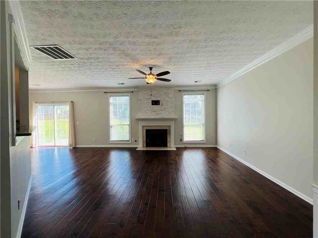 156 Weatherstone Dr - Photo 4 of 28
