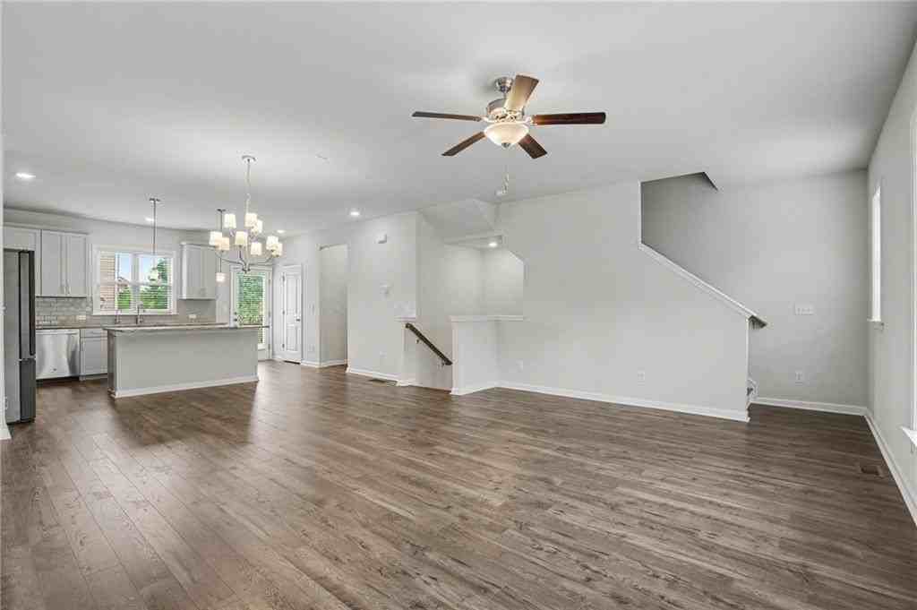 2087 Graywell Ln - Photo 6 of 29