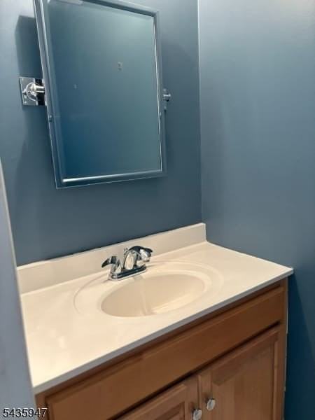 131 Locust Ct - Photo 4 of 14