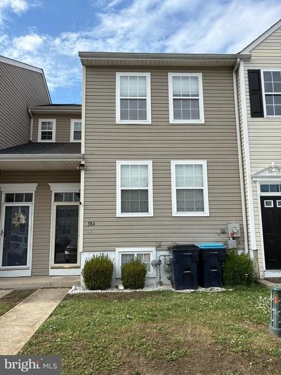 384 Braddock Rd - Photo 2 of 16