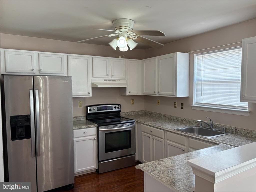 384 Braddock Rd - Photo 5 of 16