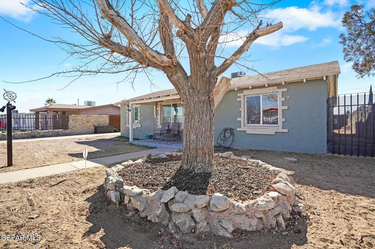 4728 Sierra Madre Dr - Photo 3 of 27