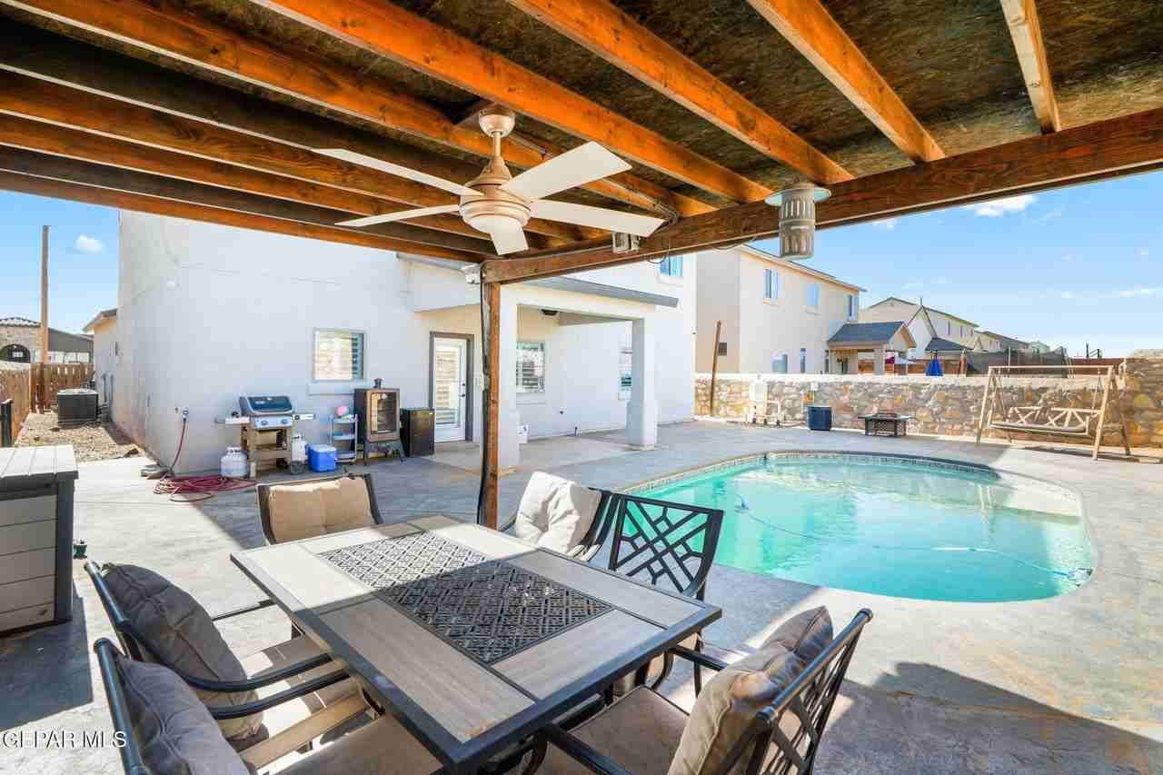3561 Essence St - Photo 2 of 50