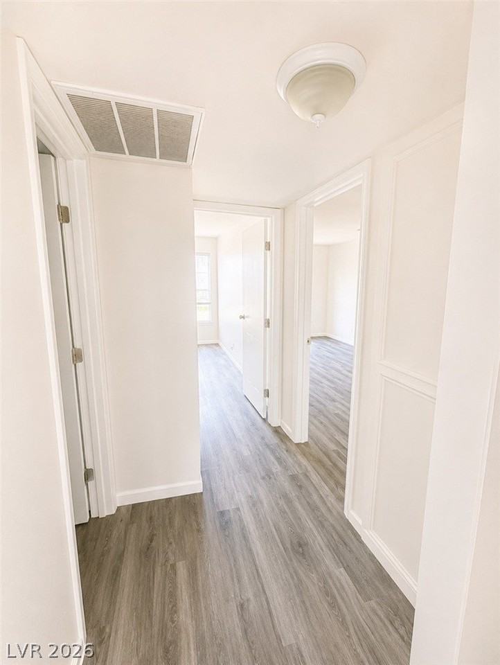 3489 Villa Knolls S Drive - Photo 4 of 8