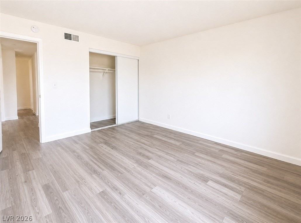 3489 Villa Knolls S Drive - Photo 5 of 8