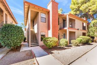 5576 W Rochelle Ave #22A - Photo 1 of 1