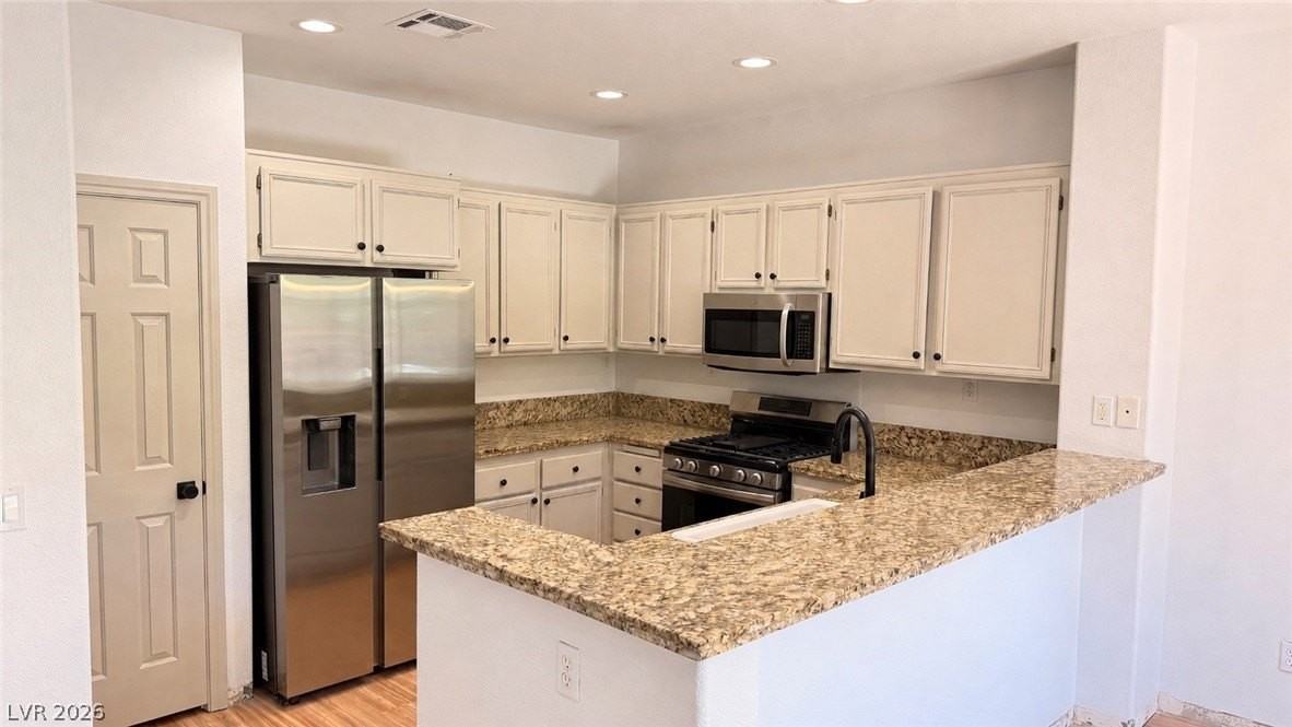 2530 Grange Ave - Photo 5 of 11