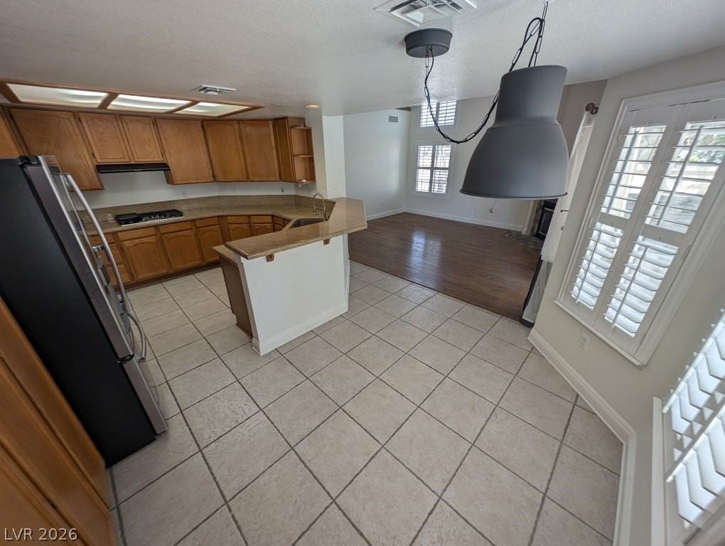 8432 Airmont Ct - Photo 6 of 30