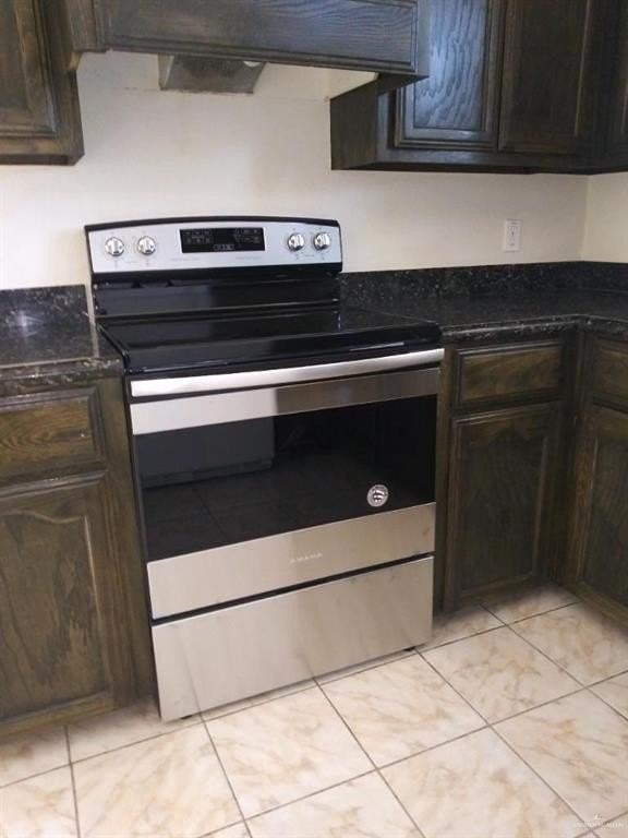 716 S Dfw Dr - Photo 3 of 13