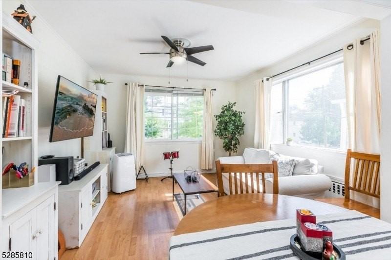 33 Linden Ave - Photo 4 of 26