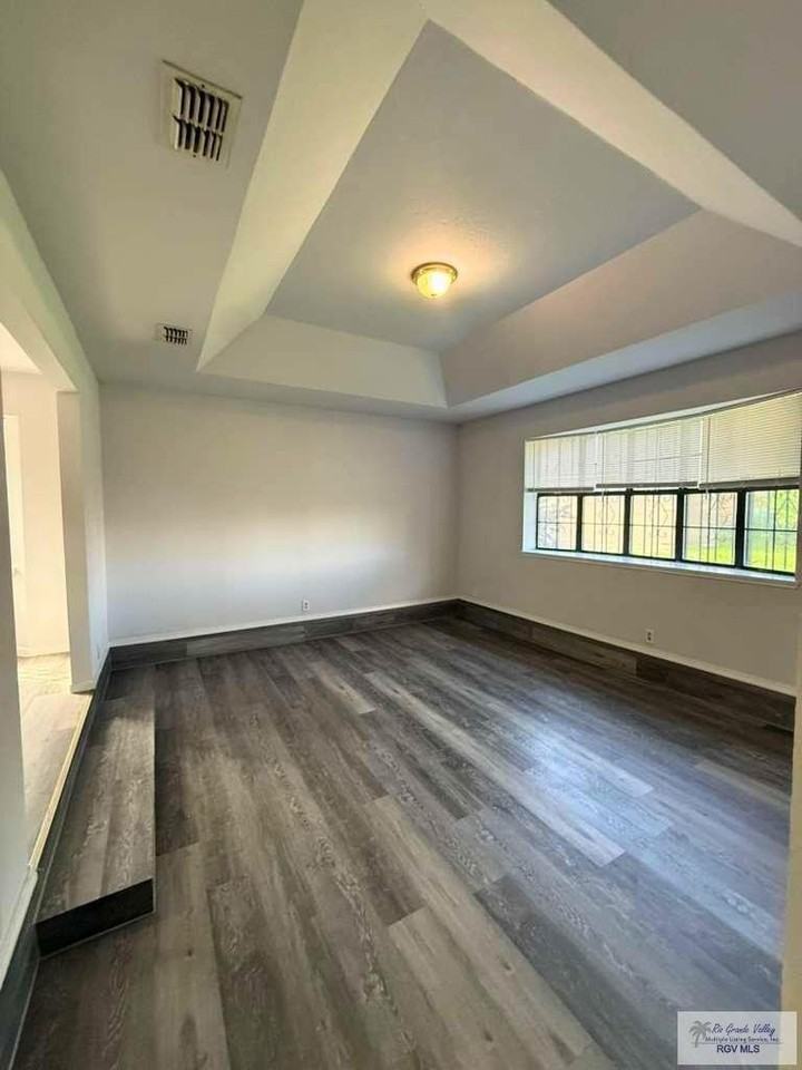 35 La Paz Ct - Photo 3 of 19