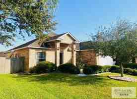 featured image of 2822 Regency
