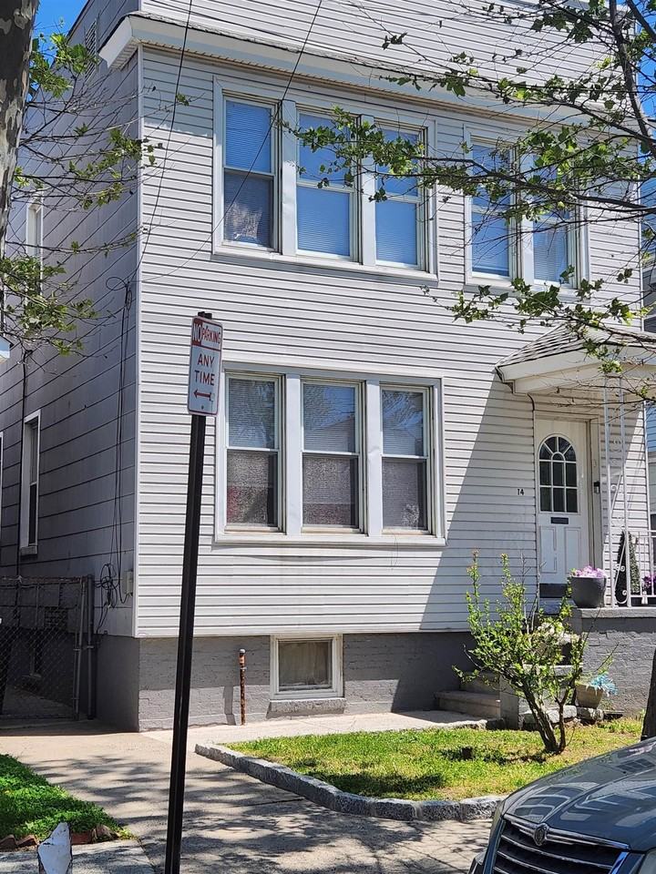 14 E Bidwell Ave #2