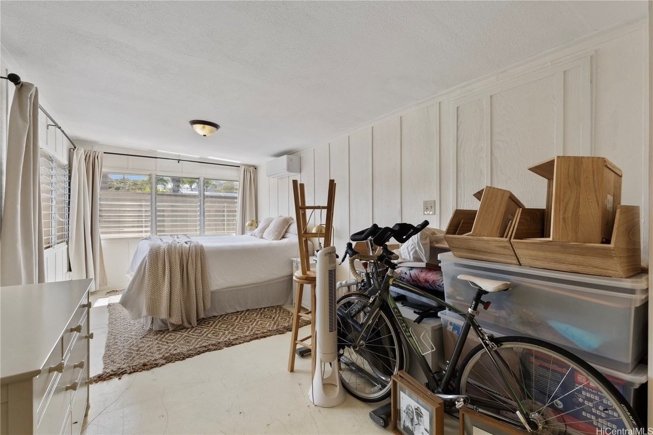 678 Kihapai St #D - Photo 7 of 12