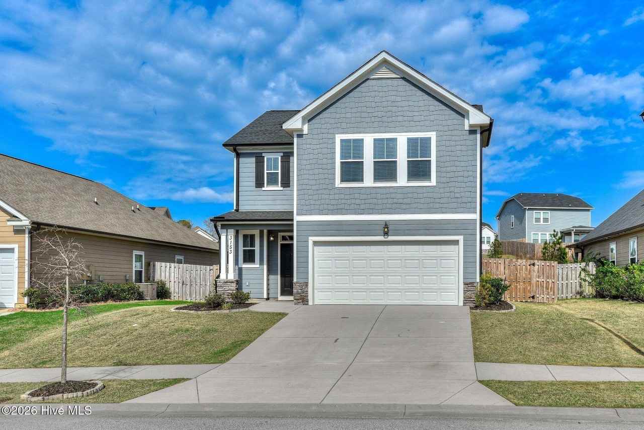 3153 Wayne Dr - Photo 3 of 48