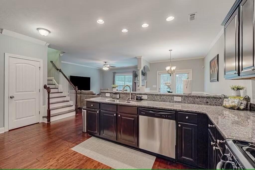 202 Asa Way - Photo 3 of 25