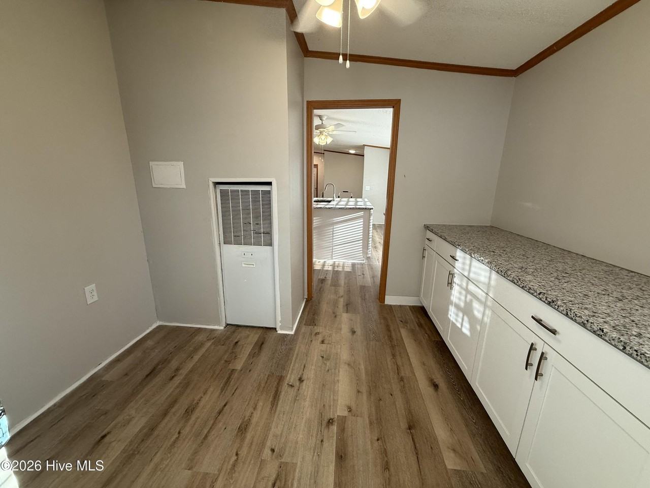 5464 Reedy Branch Rd - Photo 7 of 10