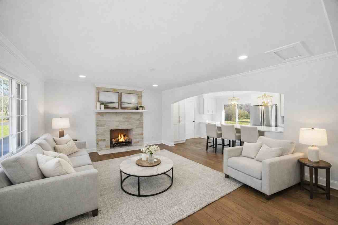 294 Idle Hour Dr - Photo 4 of 40