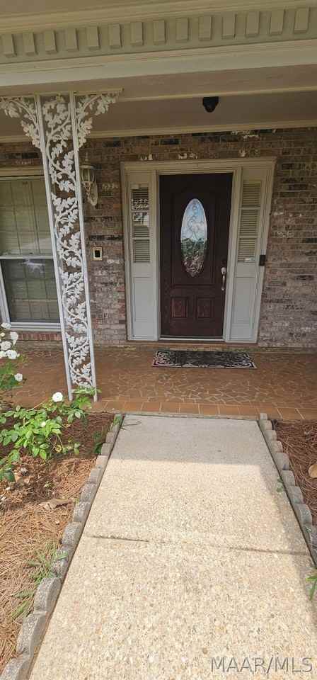414 Arrowhead Dr - Photo 4 of 41
