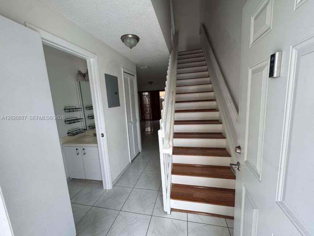 8059 Nw 8th St #4 - Photo 4 of 35