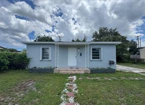 1320 Nw 87th St - Photo 1 of 1
