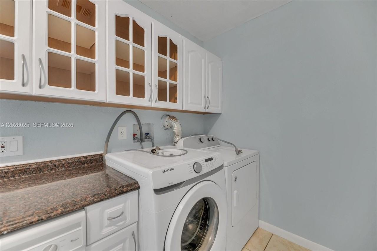 3793 Nw 213th Ter - Photo 4 of 17