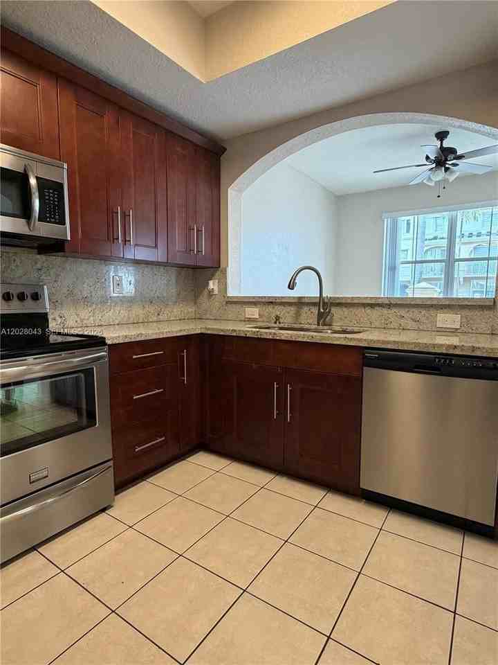 8964 W Flagler St #109 - Photo 7 of 22