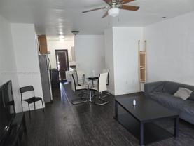 7035 Rue Granville #2 - Photo 1 of 1