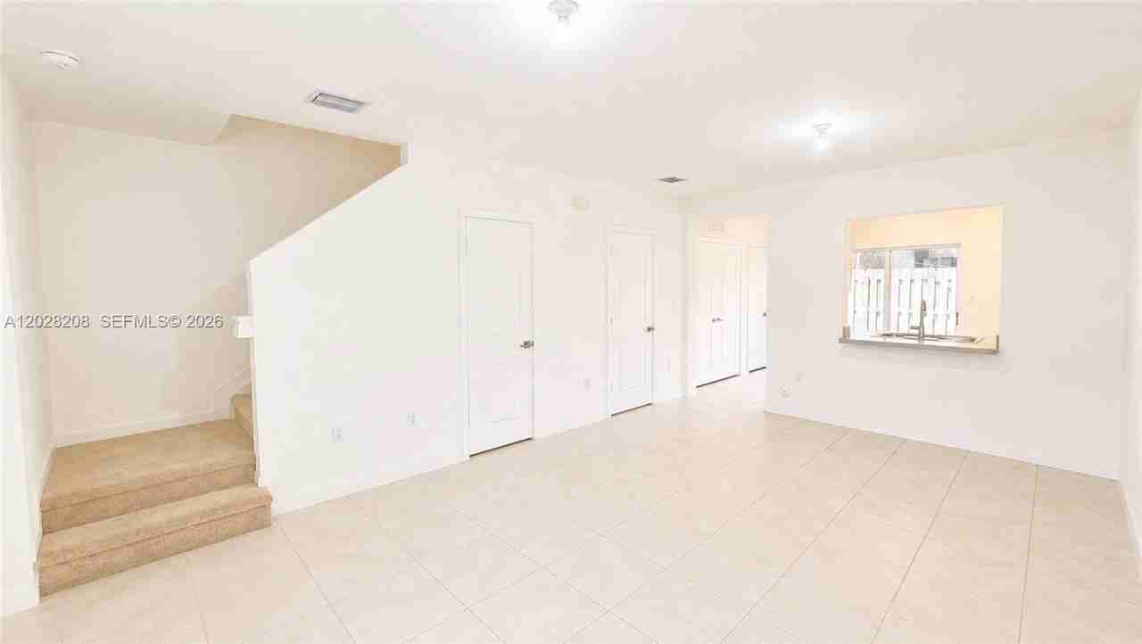 496 Ne 5th St #496 - Photo 6 of 13