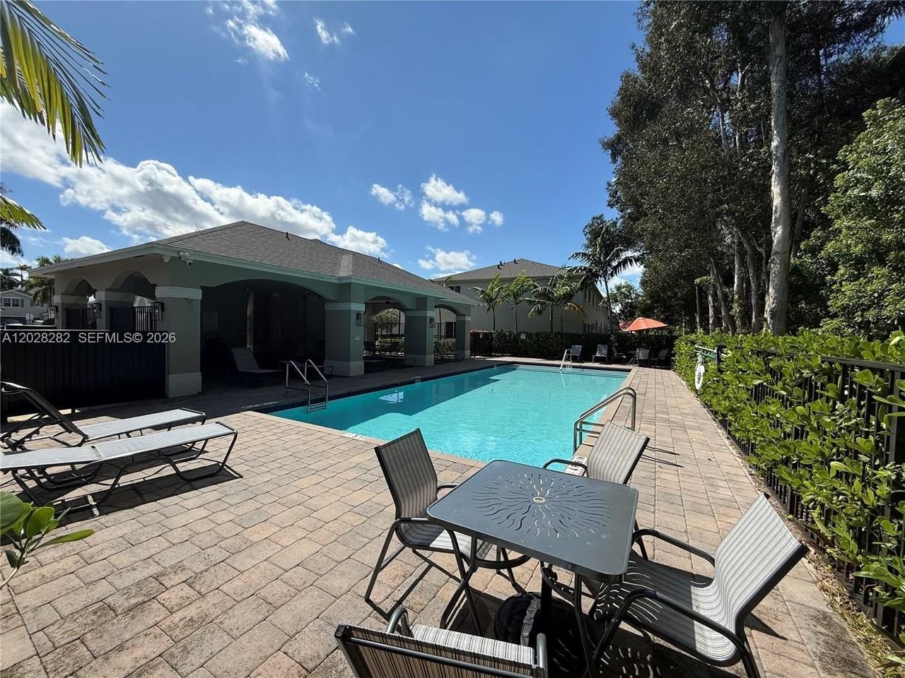 20838 Nw 13th Ave - Photo 2 of 31