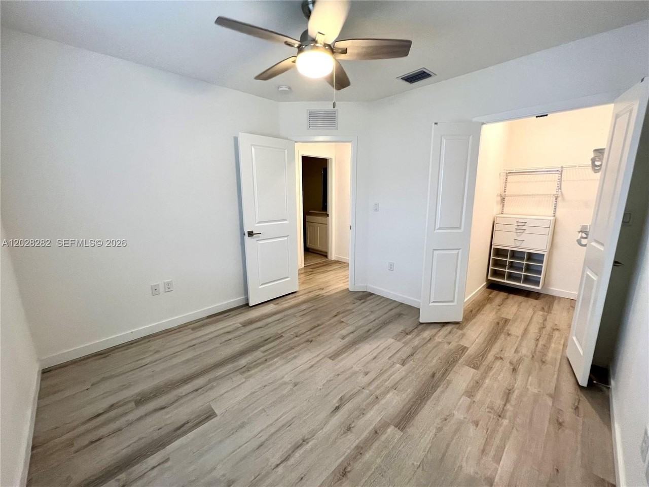 20838 Nw 13th Ave - Photo 6 of 31