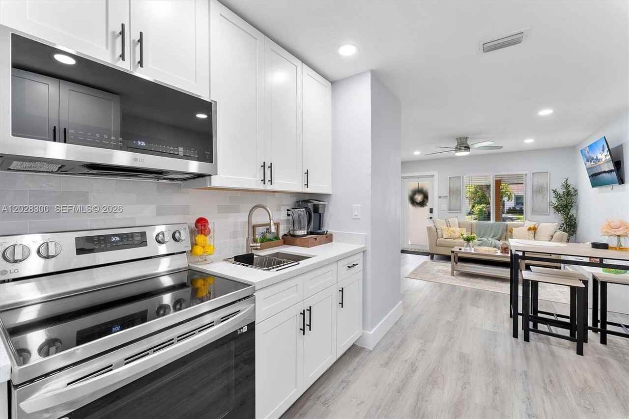 1218 Nw 2nd Ave - Photo 6 of 18