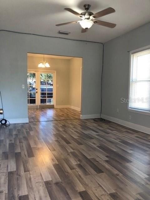 308 E 13th St - Photo 3 of 19